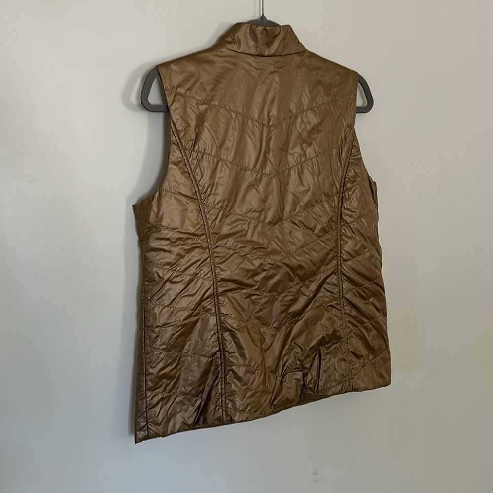 EUC Chicos 1 Gold Vest with animal print inside - Picture 3 of 6